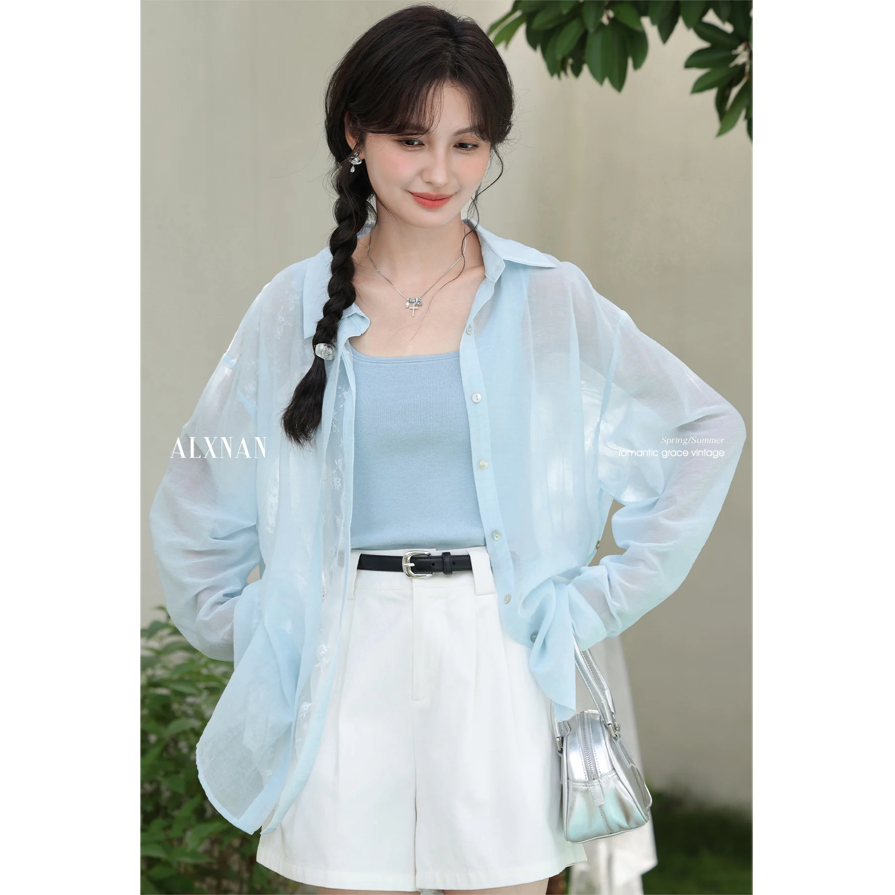 

ALXNAN Blue Shirt Sun Protection Polo Collar Loose-fit Long Sleeve Shirts 2025 Summer Holiday Beach Casual Ladies Tops L56306