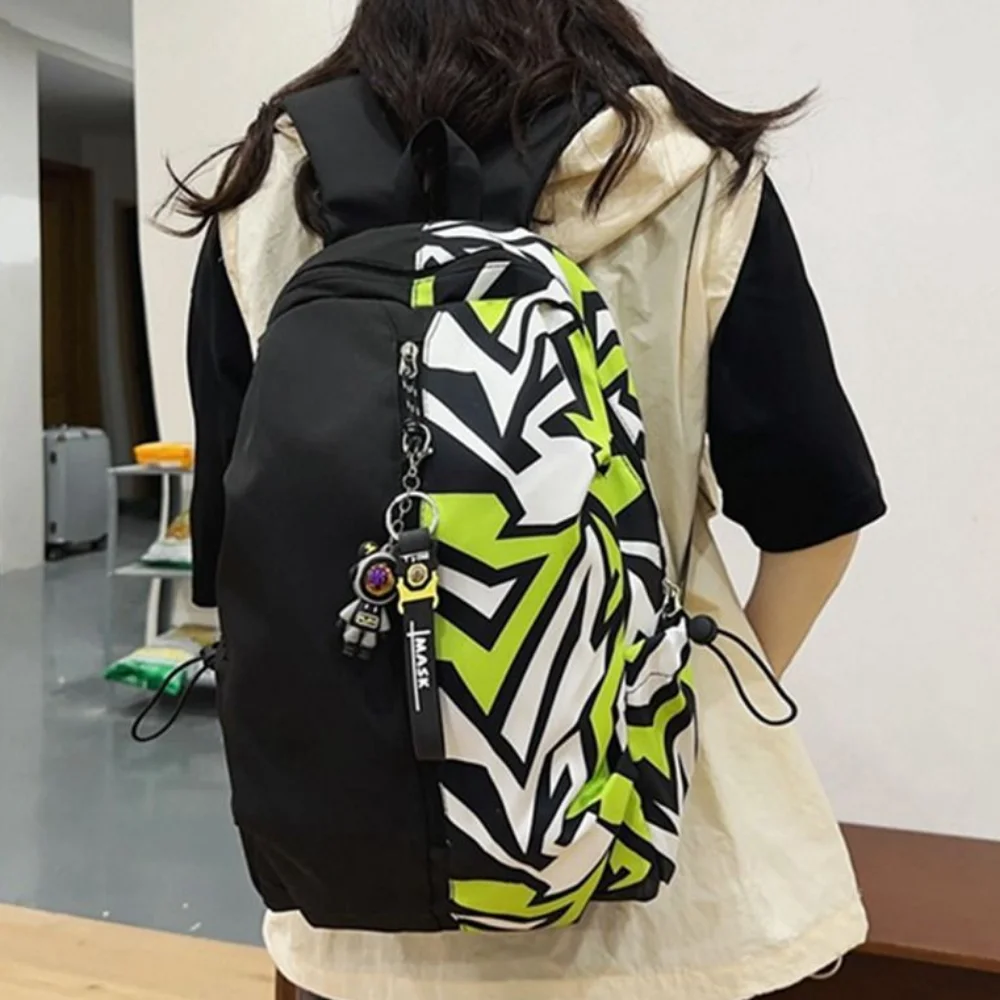 

Oxford Fabric Outdoor Travel Bag Wear-resistant Multiple Pockets College Students Backpack Zipper Lightweight