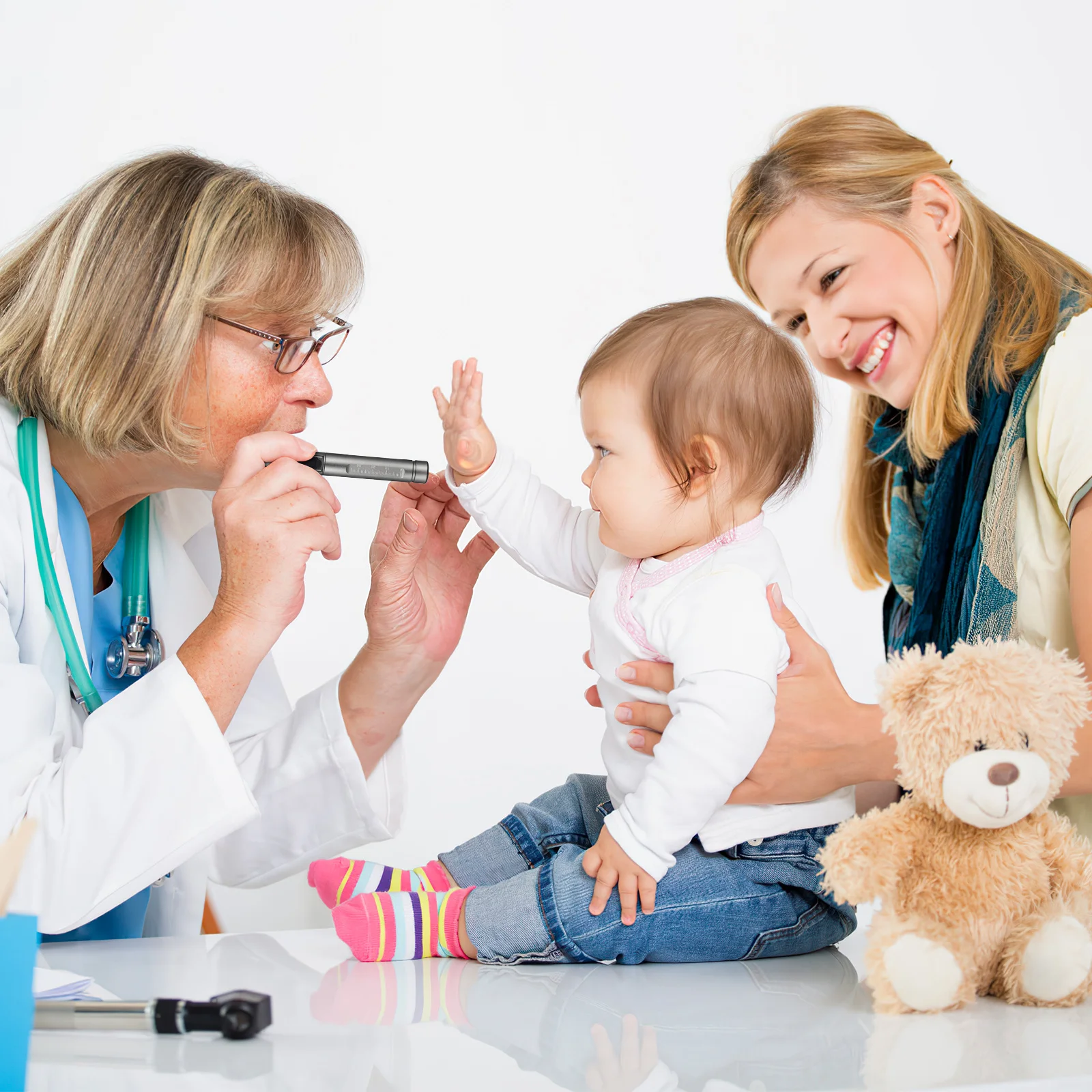 Pen Light Rechargeable Medical Penlights for Nurses Mini Flashlight Multi Light Source Small Flashlight Pen Lights for Nurses