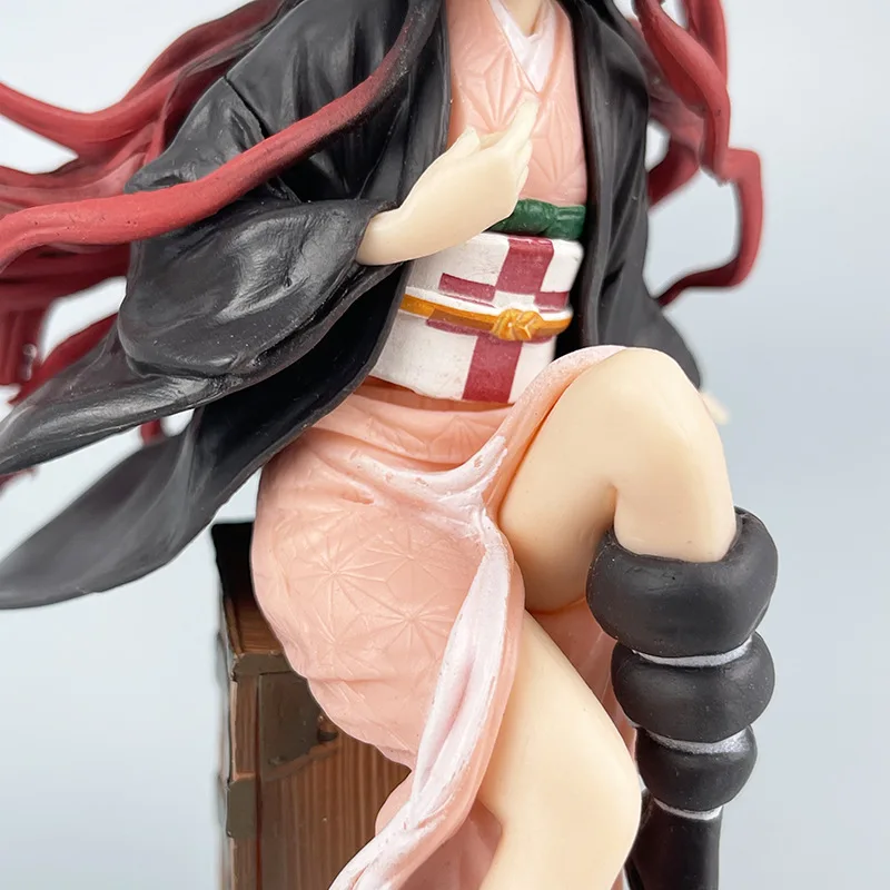 15Cm Demon Sayer Anime Kamado Nezuko Model en Y Kimetsu no Yaiba Model en Yaiba PVC Figre Koc Sochien Bureau en P Decora Chion Technique ft
