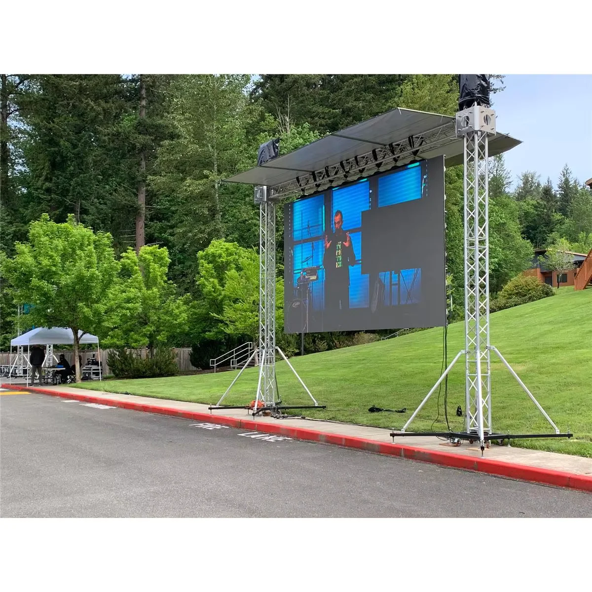Highly Recommended 4m X 2m Complete System P2.6 P2.9 P3.91 LED Display 500x500mm Full Color Outdoor LED Screen Backdrop