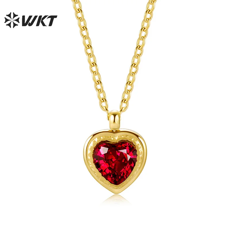 

WT-REN033 WKT Zircon Peach Heart Necklace Stainless Steel Fashion Simple Three-dimensional Heart Emerald Pendant Clavicle Chain