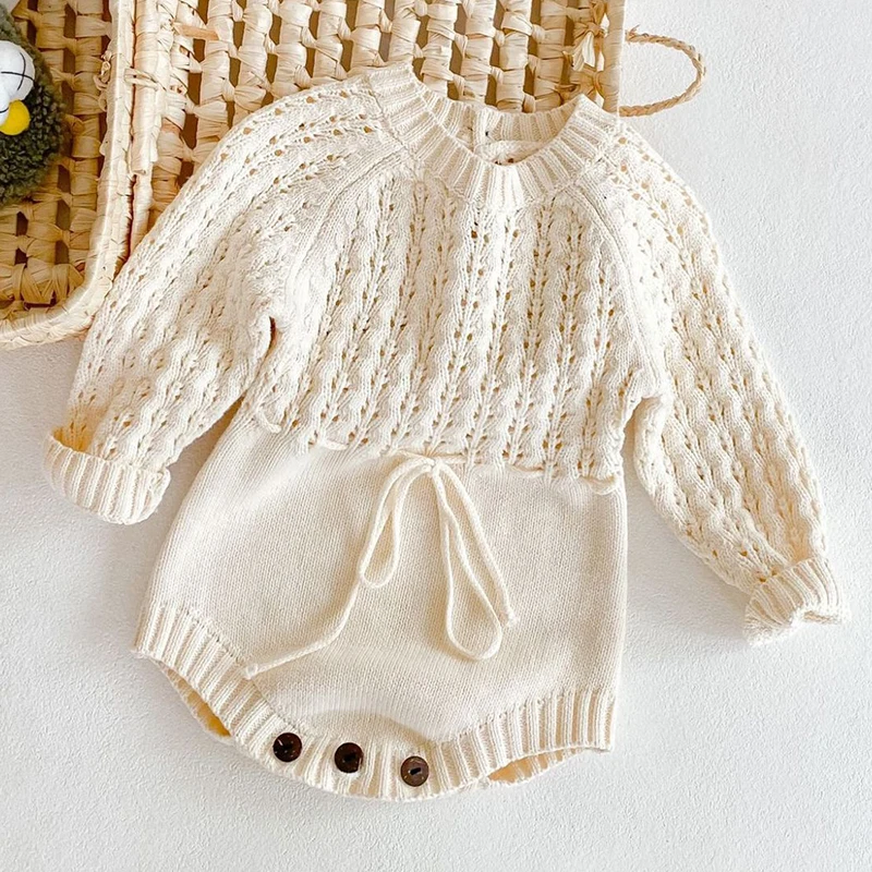 Elegant Long Sleeve Knit Romper for Baby Girls – Perfect for Spring & Autumn