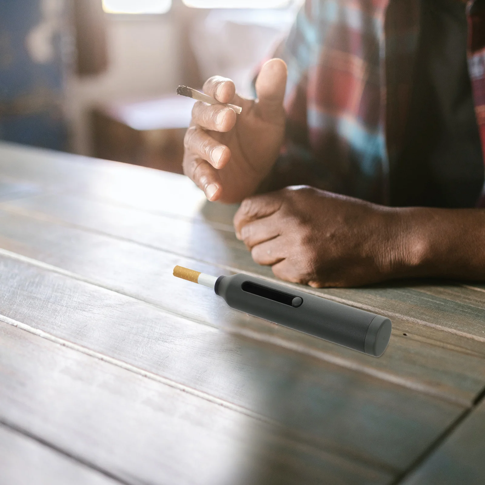 

Smoke Extinguisher Case Portable Ash Container For Car Outdoor Camping Cigarette Holder Reusable Small Ashtray Smoking