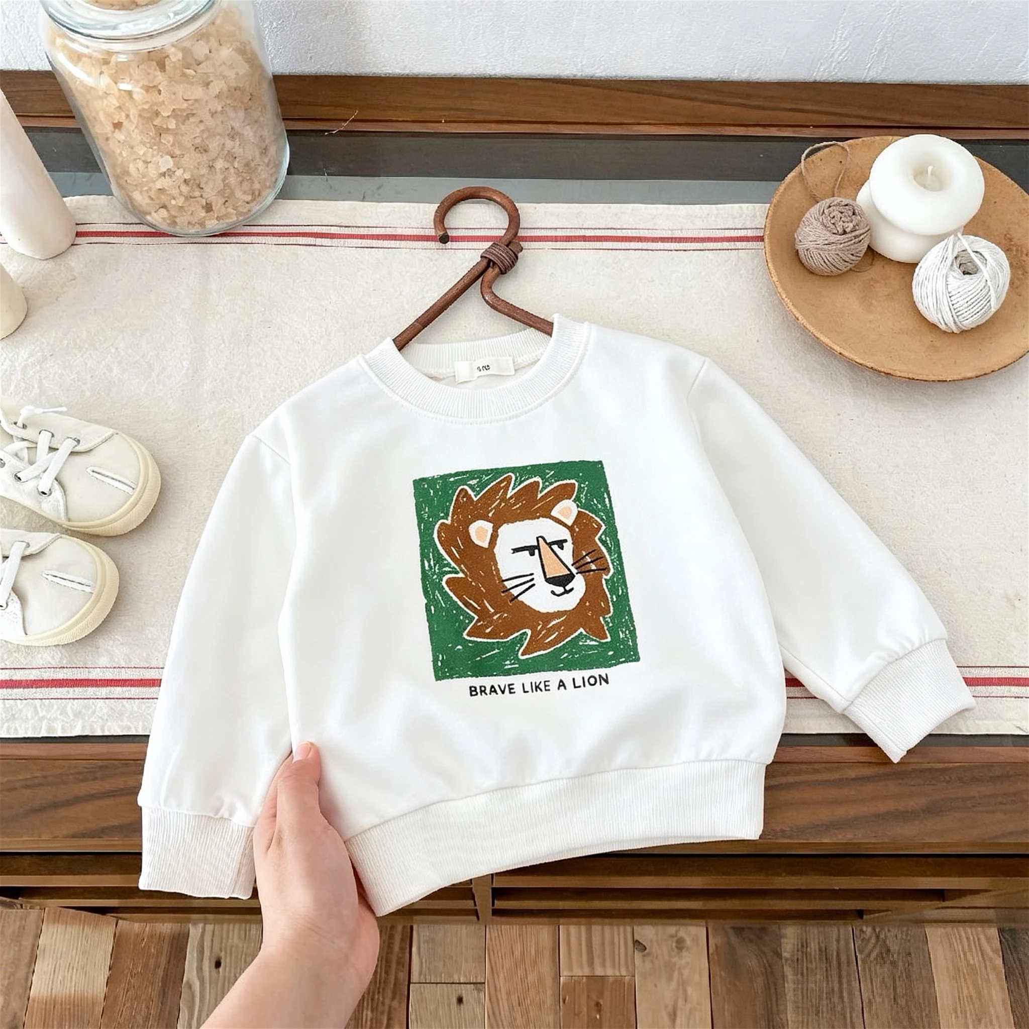 White Printed Sweatshirts For Children's Clothes Spring Autumn Fashion Casual Loose Long Sleeved Tops Round Collar Hoodies