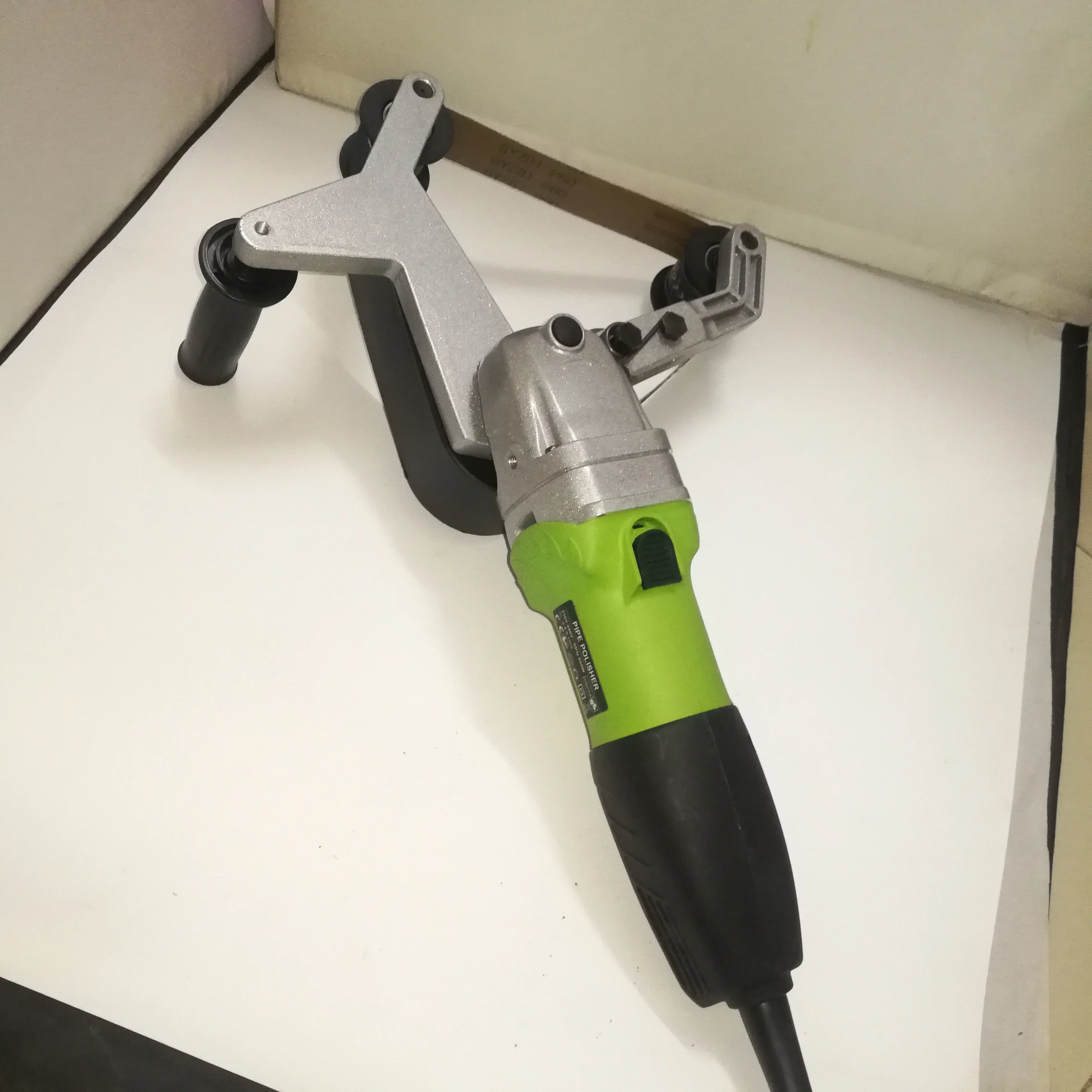 Máquina pulidora y de dibujos de tubos redondos 800W |   Lijadora de correa variable de 6 velocidades para eliminación de óxido de tuberías de acero inoxidable y acabado de espejo