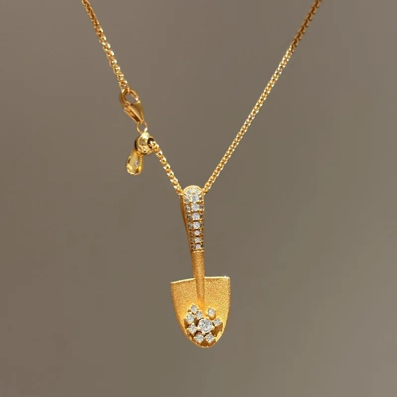 

Fashion Shovel Design Crystal Pendant Necklace Women Original Design Stainless Steel Luxury Necklace Jewelry Accessories Gift