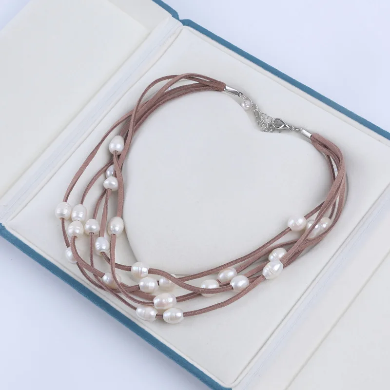 

Natural Freshwater Pearl Fashion Matching Velvet Multi-Layer Necklace