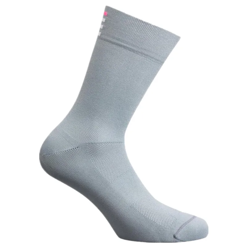 Chaussettes vertes professionnelles pour hommes et femmes, chaussettes de vélo de route respirantes, course en plein air, chaussettes de cyclisme, haute qualité, marque de sport