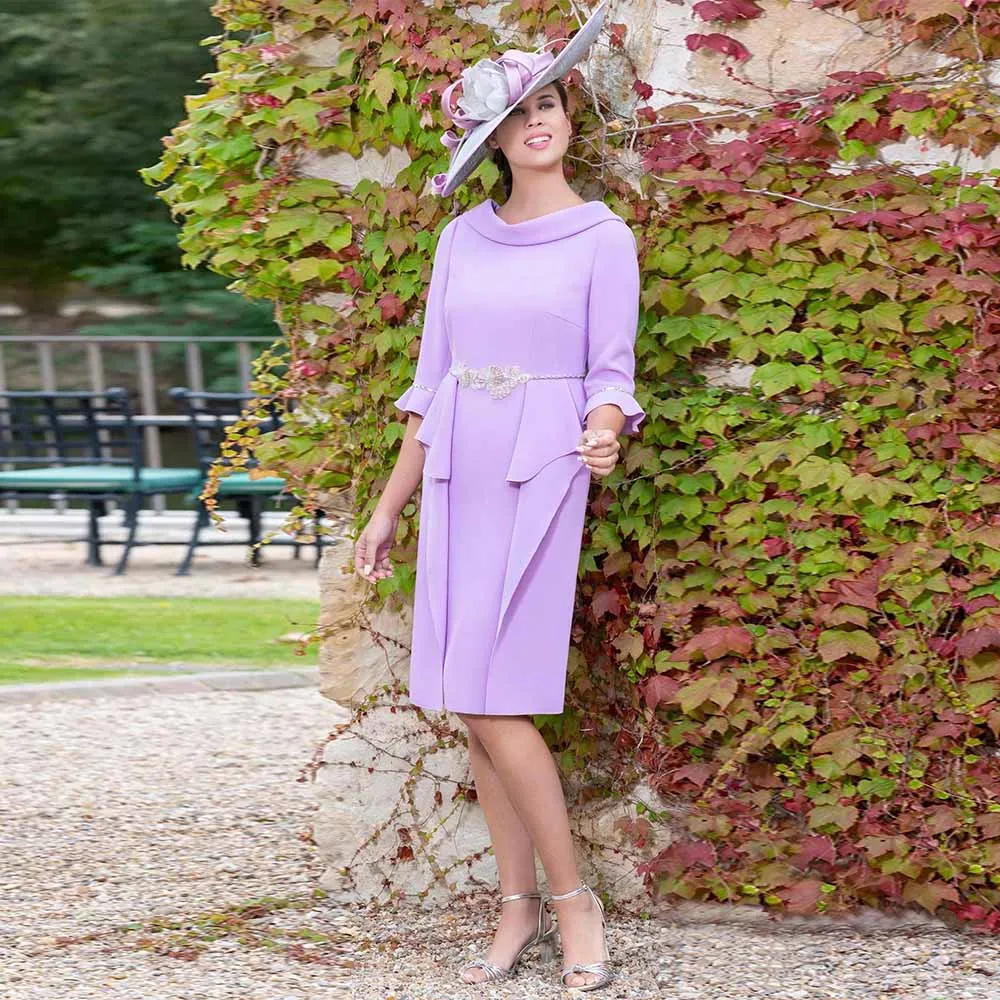 

Fashion Wedding Guest Woman Dresses Crepe Fabric Sheath/Column Prom Dress Lilac O-Neck Ruffles Beads Groom's Mother Dress Midi