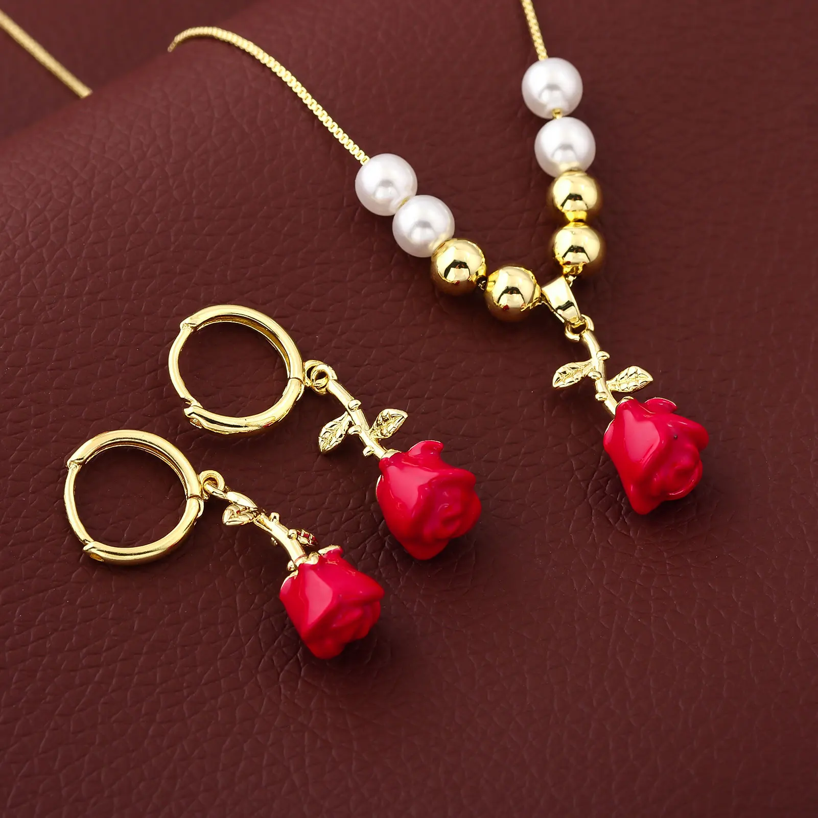 Summer Delicious Fruits Apple Strawberry Cherry Pendant Necklace Earrings Set Fashion For Woman Female Casual Holiday Jewelry