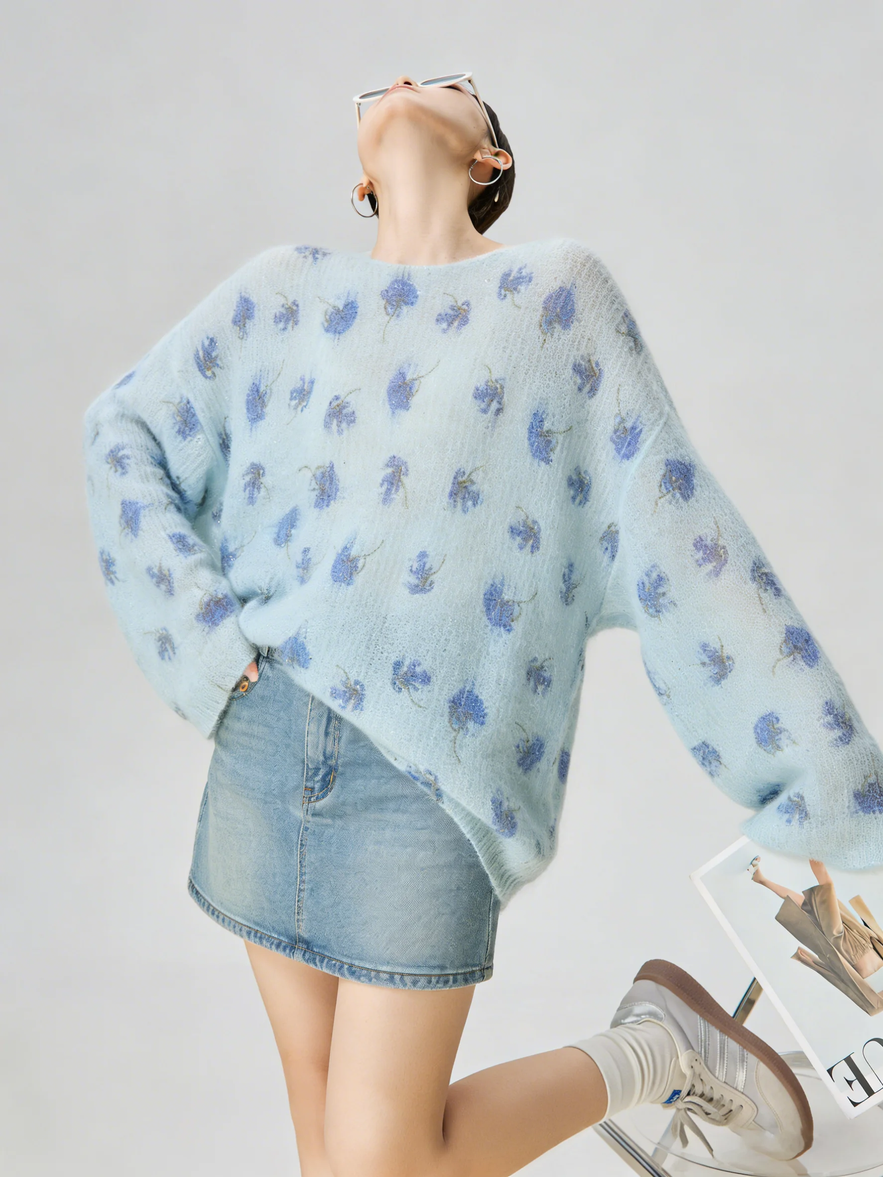 

Blue Floral Print Loose Knitted Top Lazy Style Spring New Arrival Women's Casual Fashion Vintage Flair Long Sleeve Crew Neck