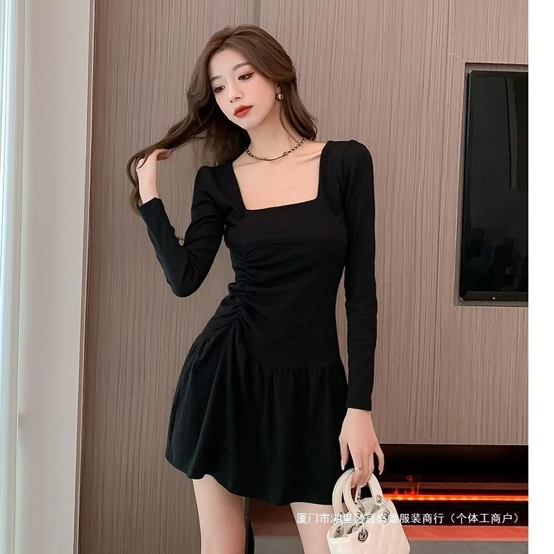 

Spring Square-Neck Long-Sleeve Pleated Dress With A Waist-Cinching Design Slimming And Elegant LookAShort Skirt Letter Print