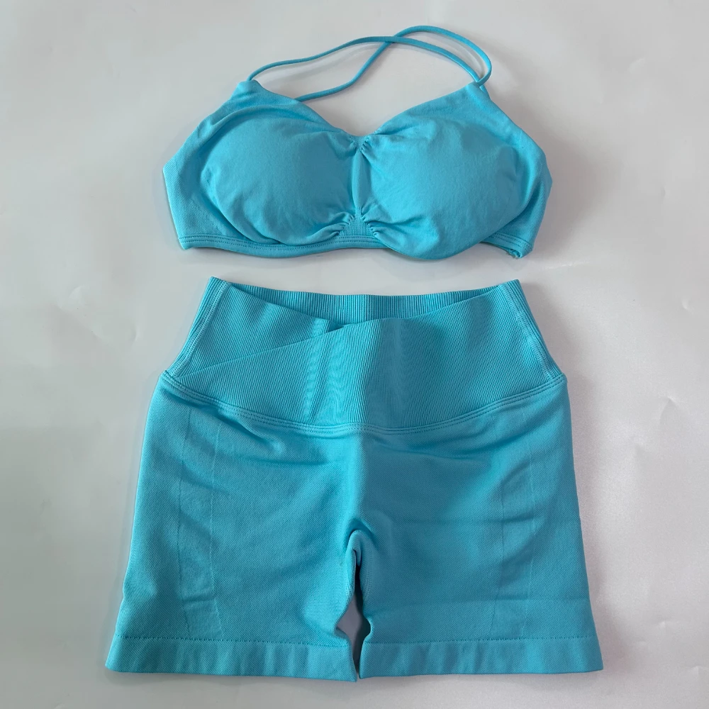 Pericic Gym-Set für Damen: Sporttop, High-Waist-Shorts mit Raffung, nahtlos, Fitness-BH, Sportanzug, Workout-Set, Sportbekleidung, 2-teiliges Set – Detail 14