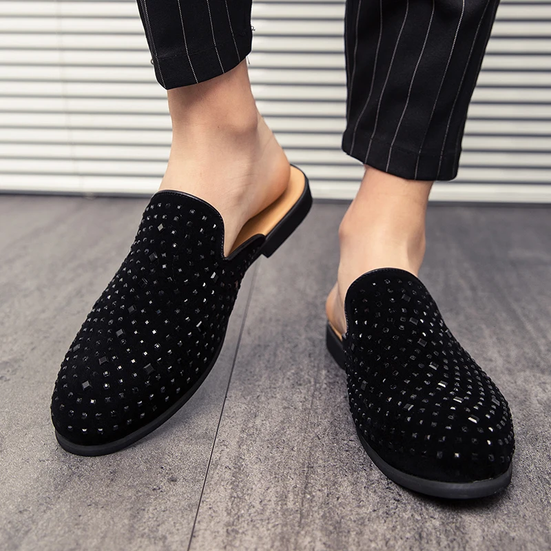 

2025 шлепанцы, новые мужские тапочки, черные мужские полутапочки, противоскользящие сандалии, мужская повседневная обувь, пляжная обувь, удобные удобные туфли на плоской подошве