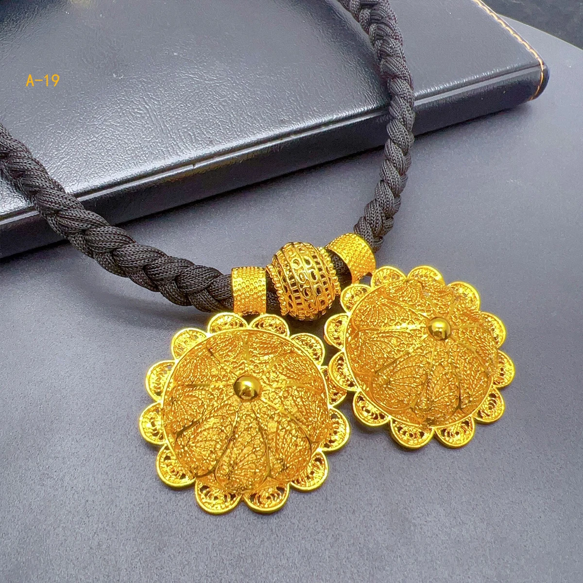 Ethiopian Flower Shape Gold Plated 6pcs Jewelry Sets For Women Dubai Nigerian Luxury Necklace Jewellery Set Wedding Party Gifts