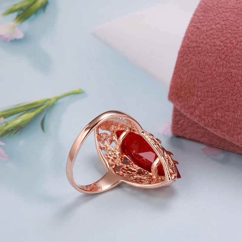 Exaggerated Pomegranate Red Zircon Rings for Women 585 Rose Gold Hollow Finger Jewelry Wedding Party Vintage Gems Ethnic Rings