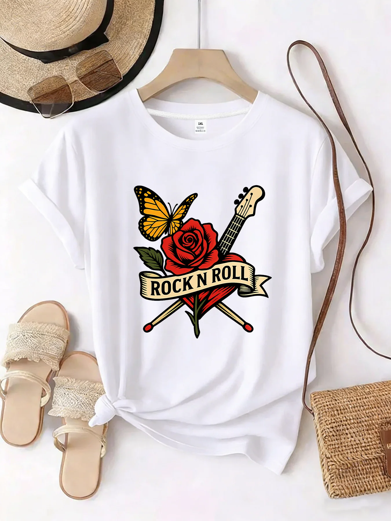 

【WZM10648】Red rose pattern printed plus size women's round neck T-shirt summer casual short sleeved top street fashion versatile