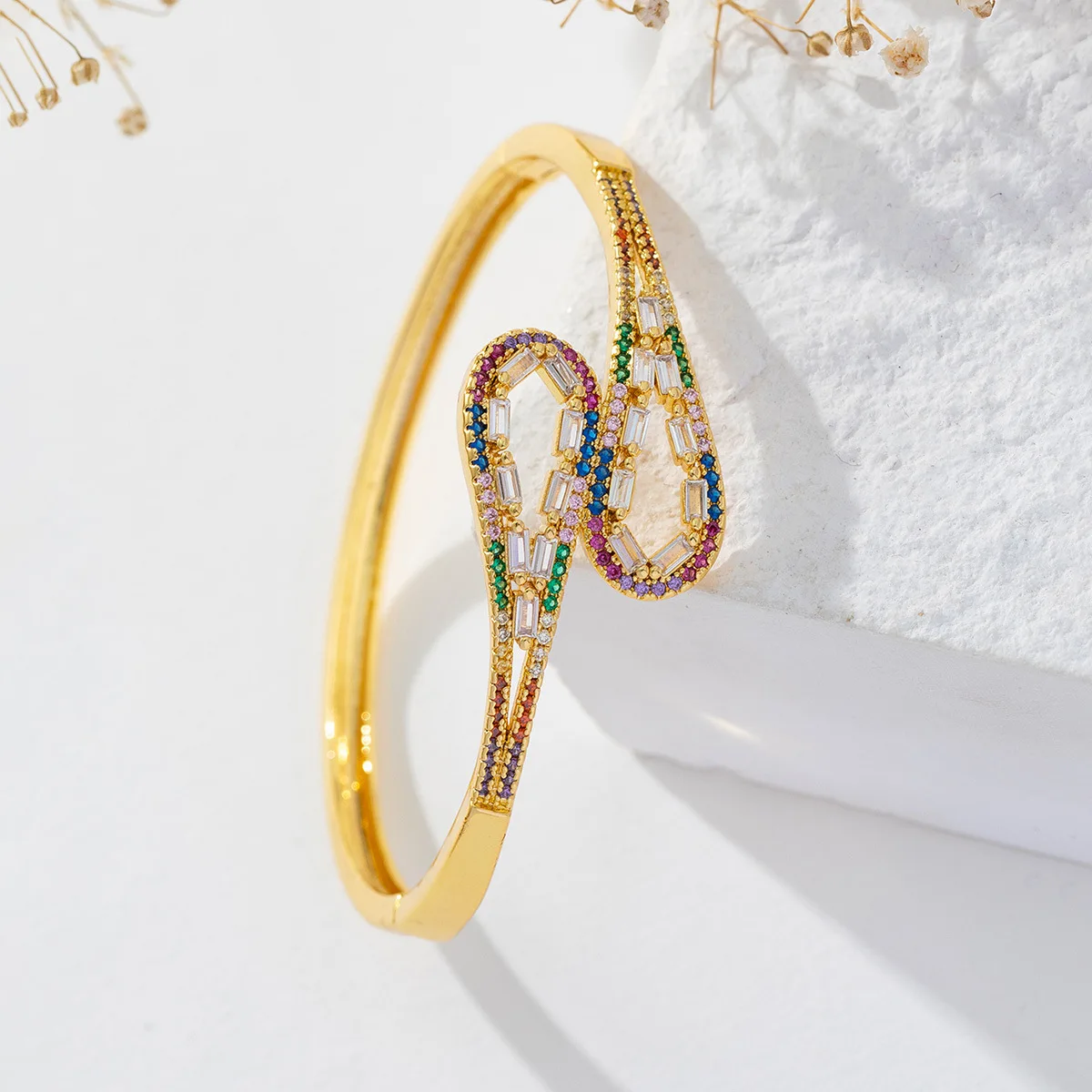 

New Versatile Fashion Micro Inlaid Rainbow Zircon Bracelet with Retro and Outlier Design Geometric Women's Open Bracelet