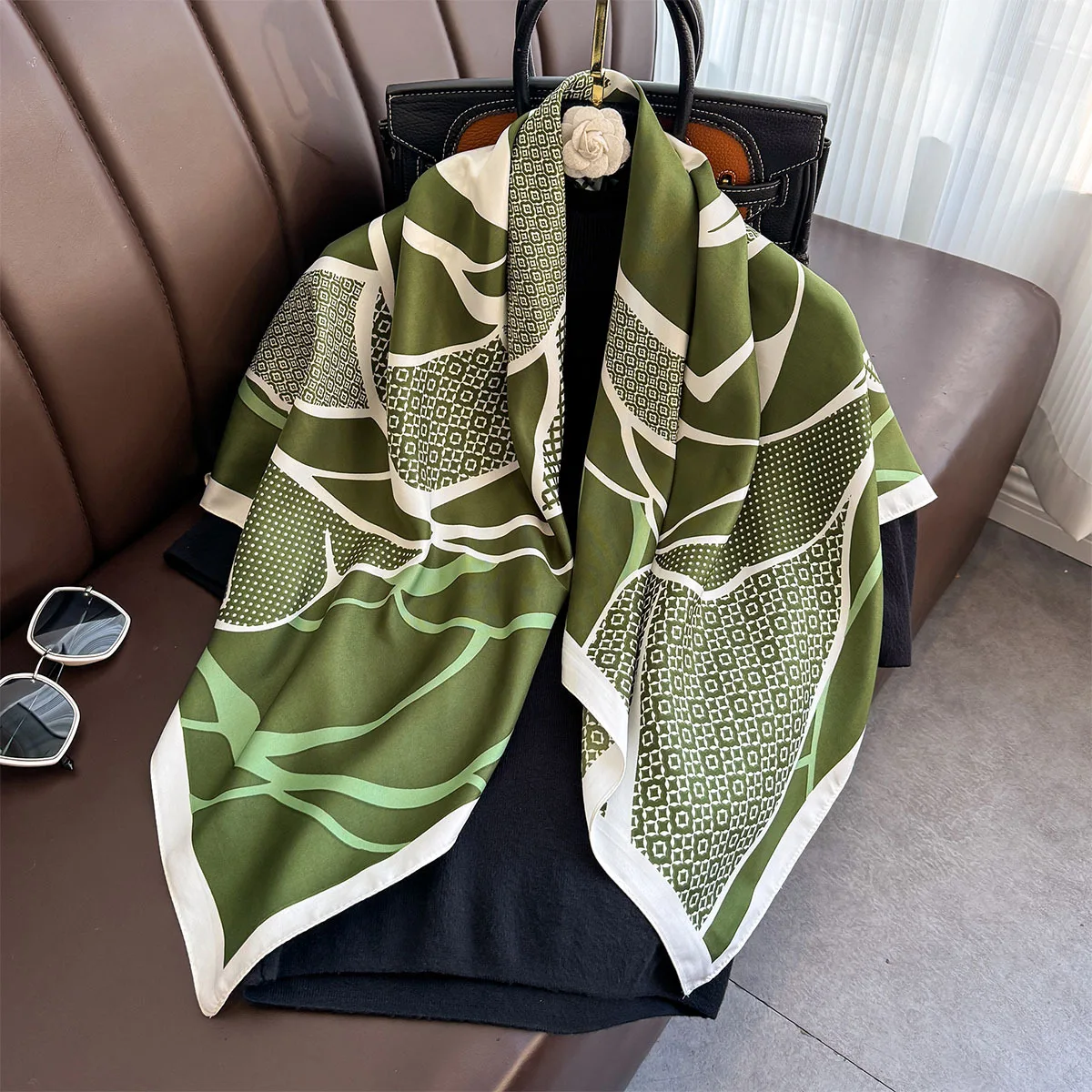 Thumbnail 3 - #17 Top 50 Silk Neck Scarf