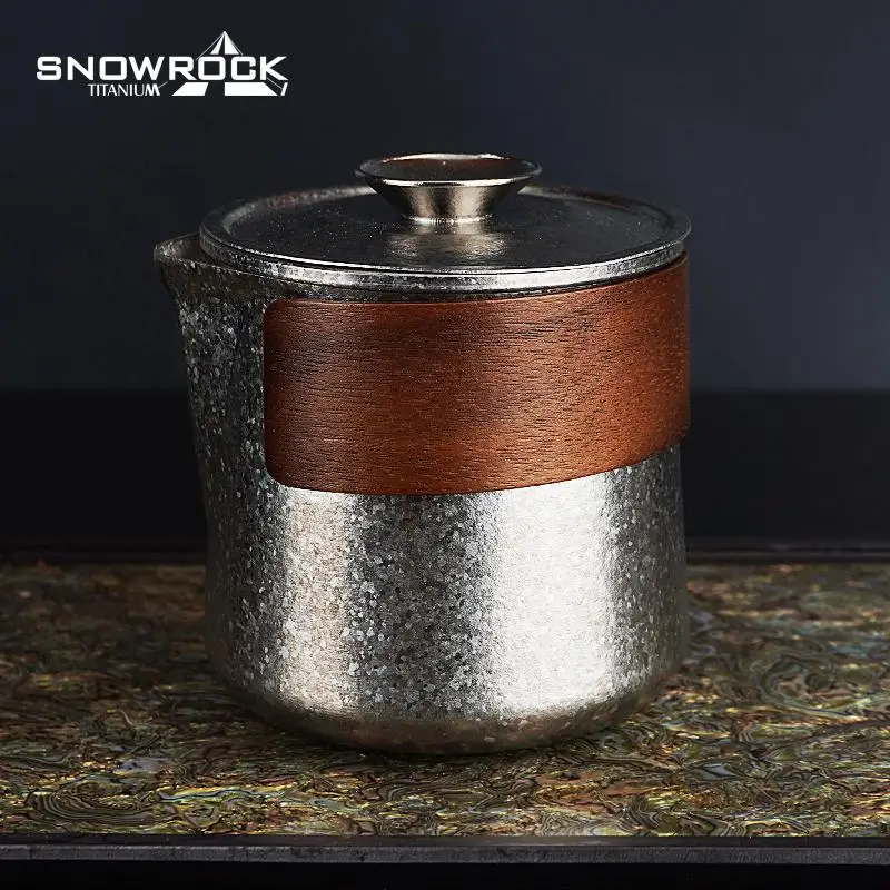 

GO PEAK Outdoor camping pure titanium 320ml eagle beak tea maker with 4 ice flower new slanted small tea cups Hiking Tableware