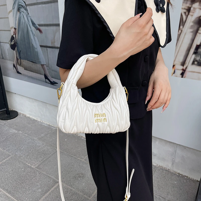 

Роскошная брендовая кожаная сумка-мессенджер для женщин с просторным отделением Элегантный дизайнерский стиль через плечо