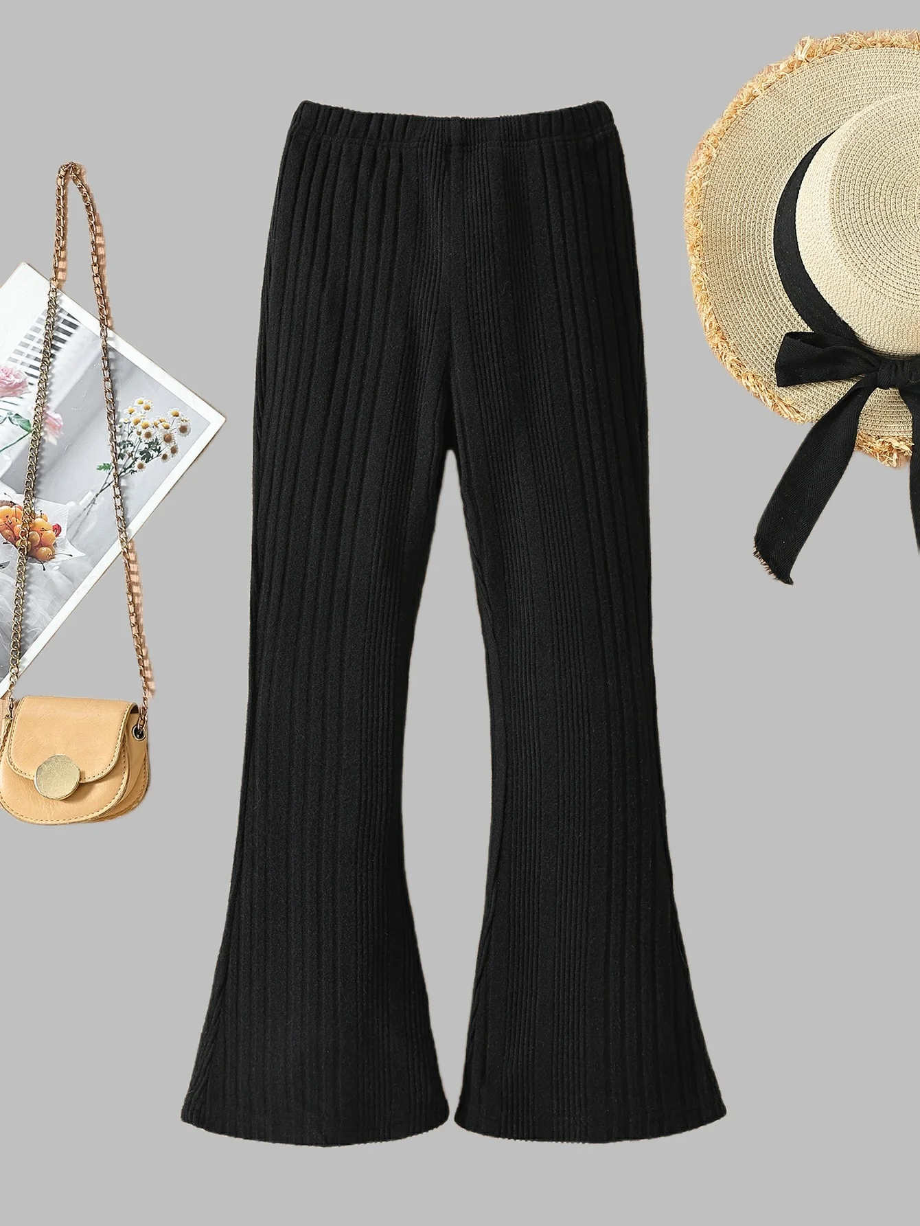 Pantalon noir à cloche à la mode pour filles : un design confortable à la taille élastique, une texture plissée élégante, adapté à une variété