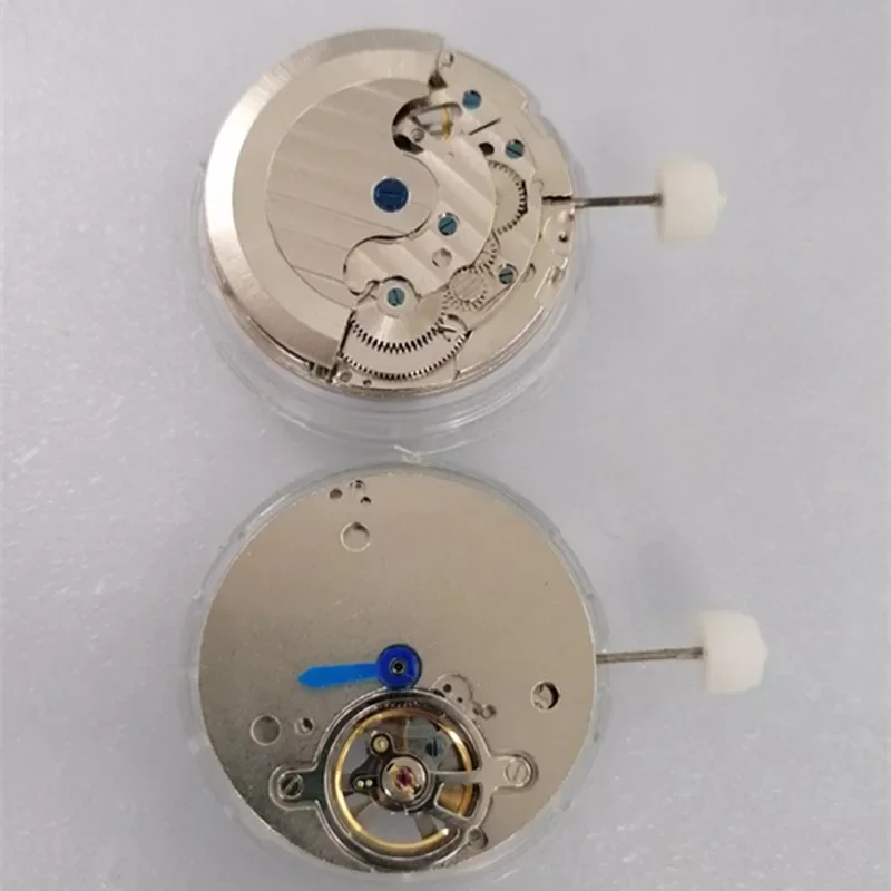 Watch movement accessories Shanghai hollowed out two-and-a-half pin movement old model Shanghai three pin movement