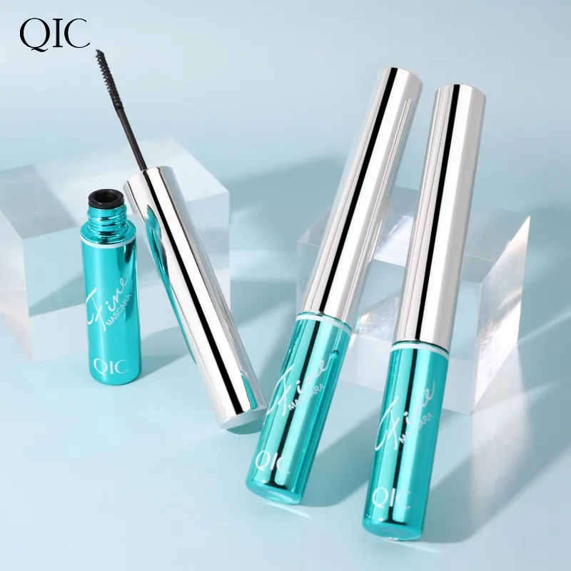 QIC Japanese - Mascara 4D stile per ciglia fini - Testina piccola, Trucco naturale impermeabile che non sbava e non aggraffatura 1 PZ