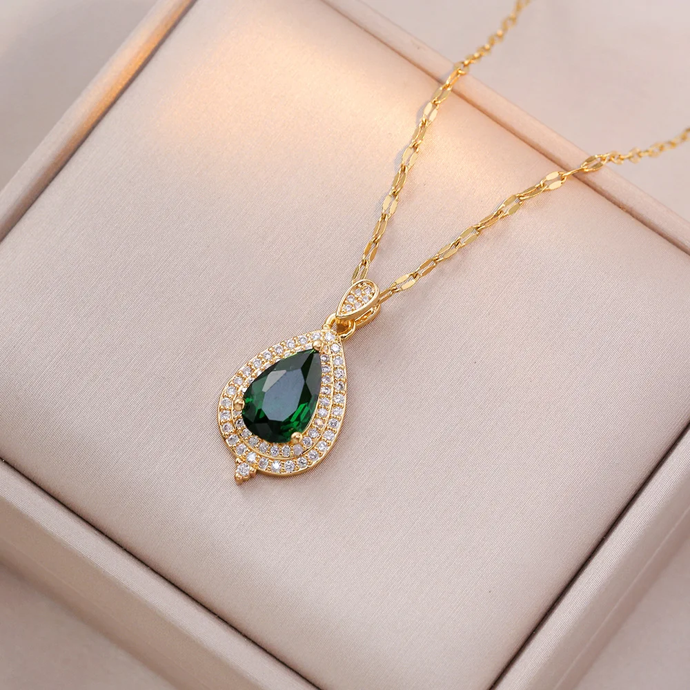 Vintage Female Tear Shaped Pendant Necklace Gold Color Green Crystal Stone Necklaces For Women Dainty Water Drop Wedding Jewelry