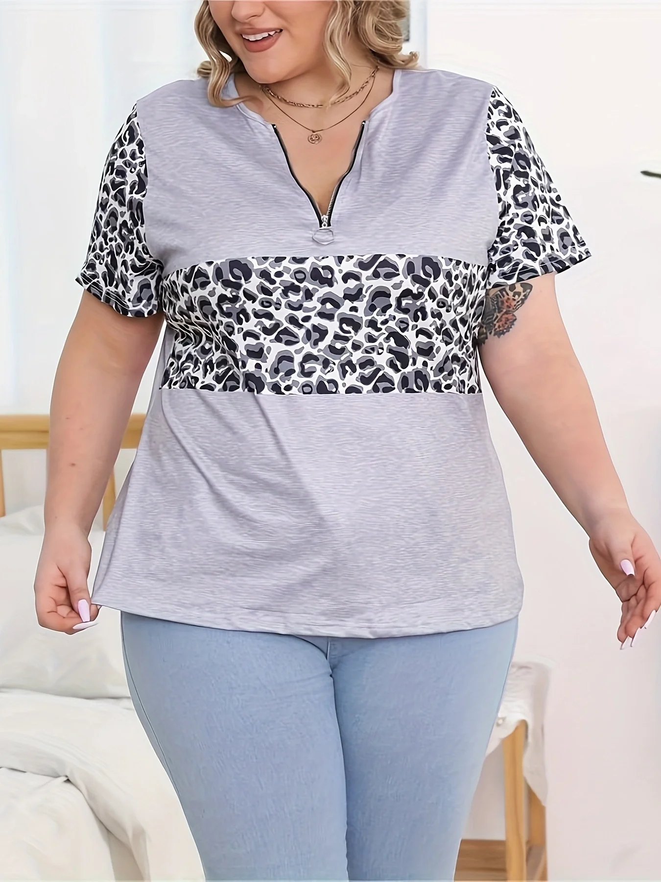 

New summer solid color spliced ​​leopard zipper pullover T-shirt short-sleeved women's clothing