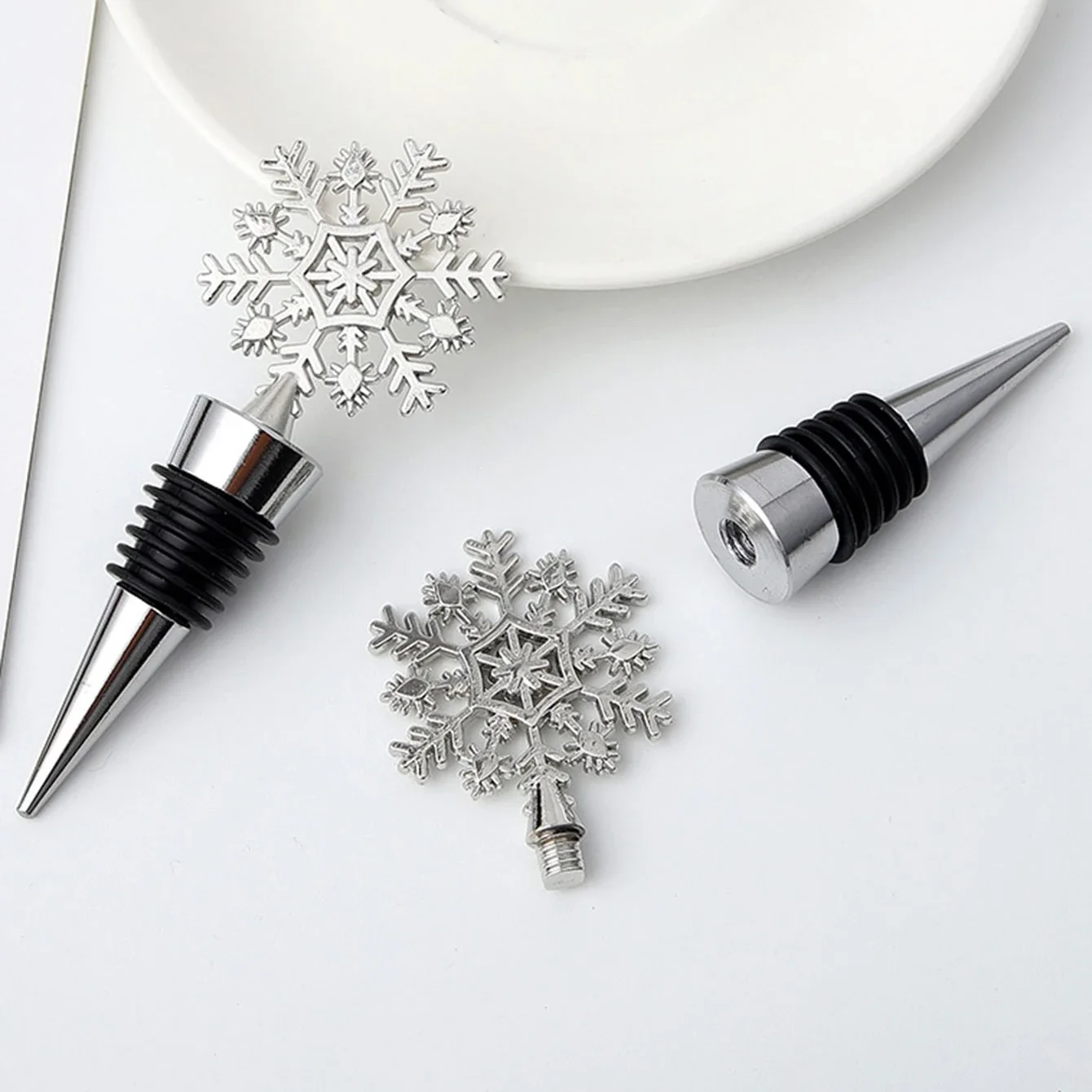 1pc Creative Christmas Gift Wine Bottle Stopper Preservation Snowflake Shape Wine Stopper Party