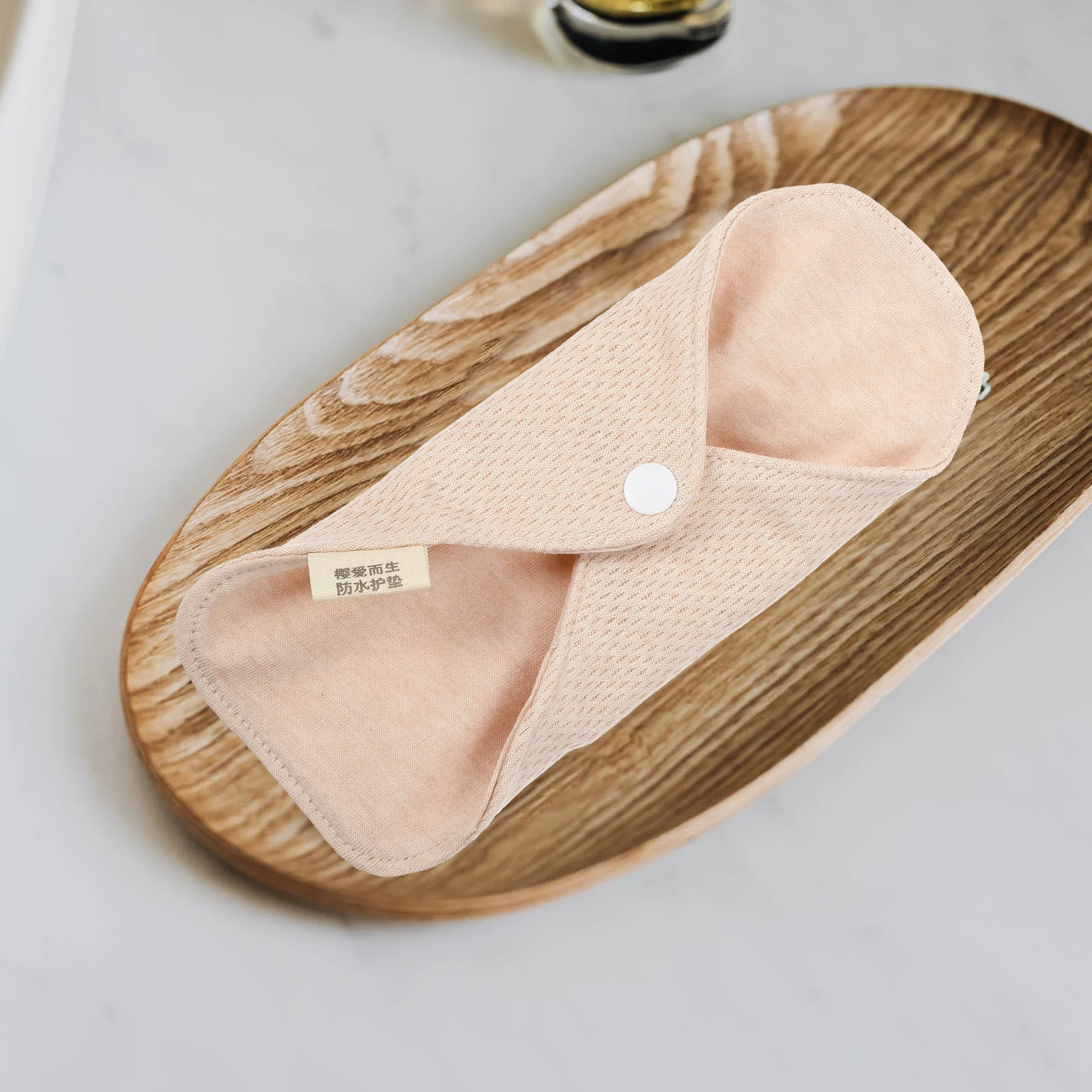 

4PCS Washable Sanitary Napkins 180mm Reusable Menstrual Pads Cotton Women Nursing Mats Travel Family Hiking Confinement Outdoor