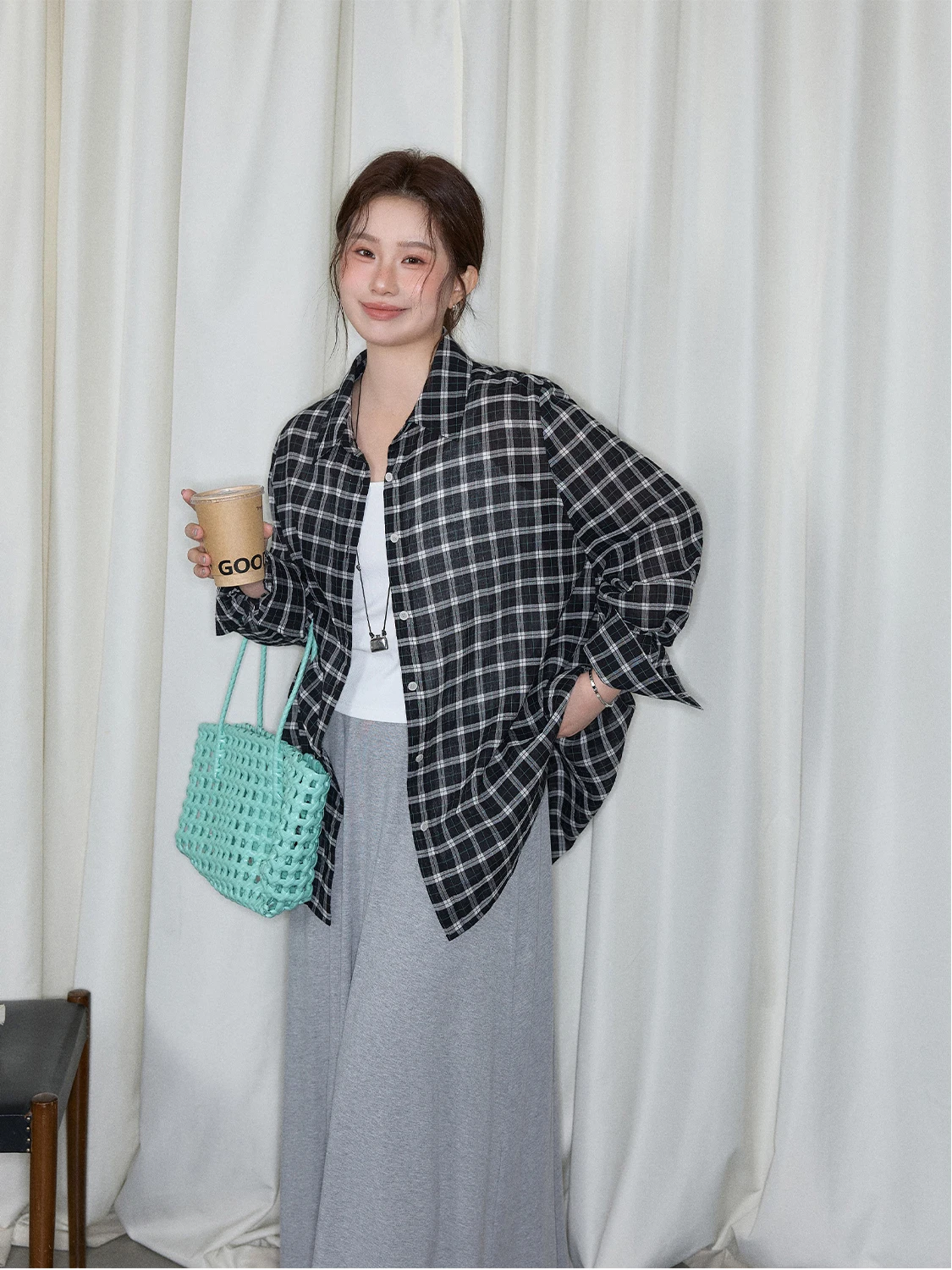 

plus Size Women's irt DW26BK324D Casual Loose Fit Cotton Plaid Turn-down Collar Open Cardigan Sle Slimming Effect Korean...