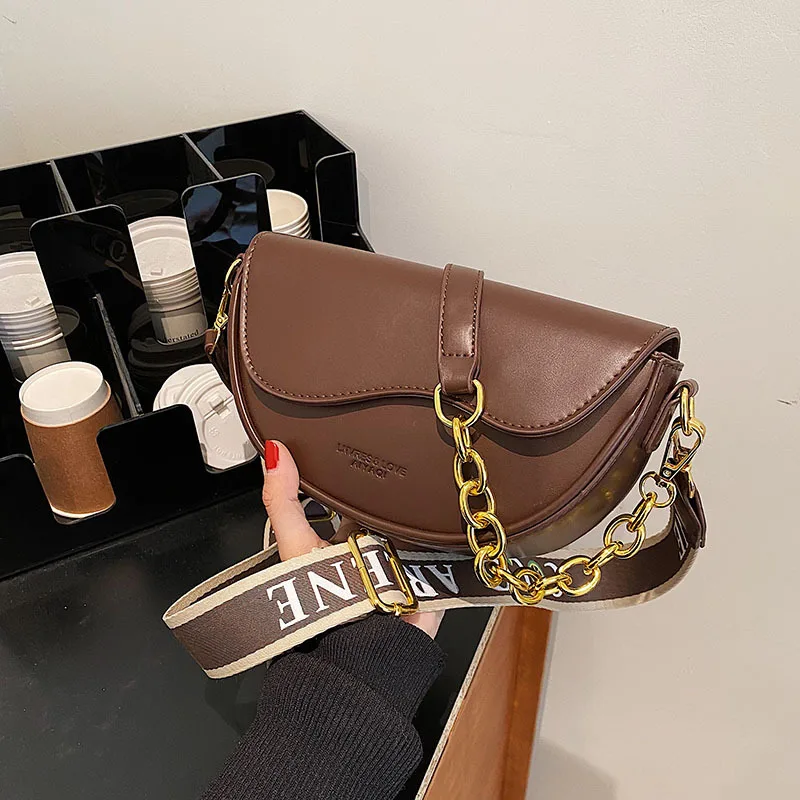 Famous brand design bags for women 2023 new luxury bolso replica Fashion Retro Handbag Female Shoulder Bag chain Saddle bag