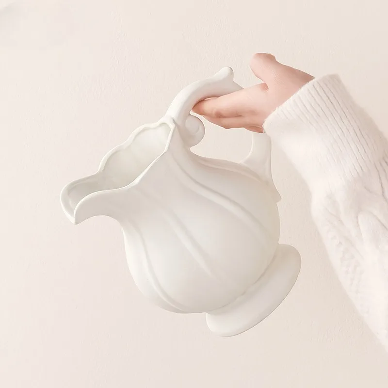 Sophisticated Decoration - Ceramic Tea Pot & Watering Can Home Decor - Hydroponic Flower Arrangements