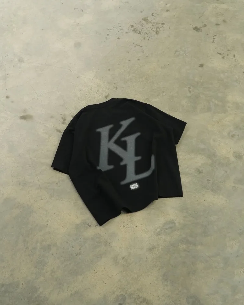 

Уличная одежда Y2K, модный дизайн с логотипом и принтом, мужская рубашка с круглым вырезом и короткими рукавами, ретро-готическая свободная рубашка с короткими рукавами