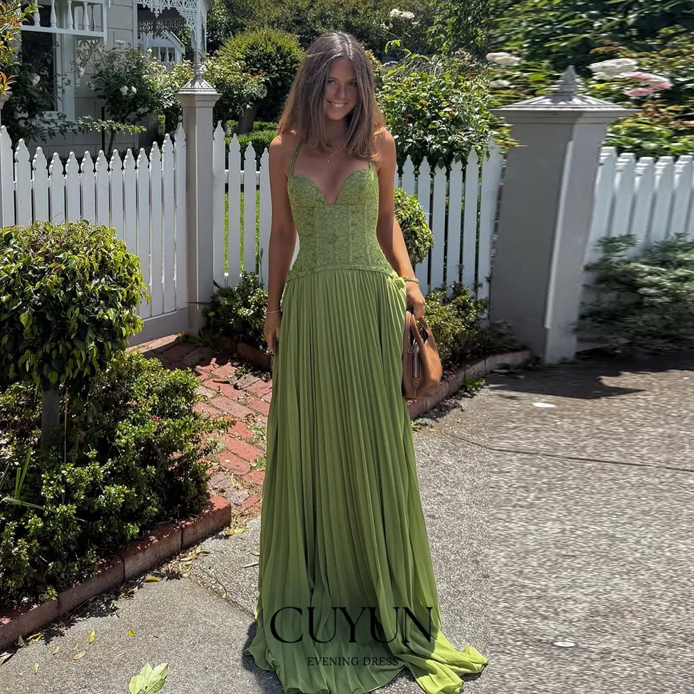 

CUYUN Customized Sage Green Long Prom Dresses Halter A-Line Holiday Party Dresses Sleeveless Pleated Corset Semi-Formal Gown