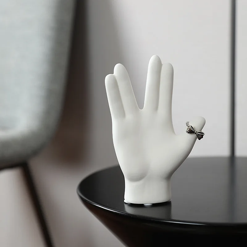Creative Ceramic Handicrafts Finger Palm Ornament Jewelry Rack Ring Stand Thumb Decorative Figurines Home Decoration Accessories