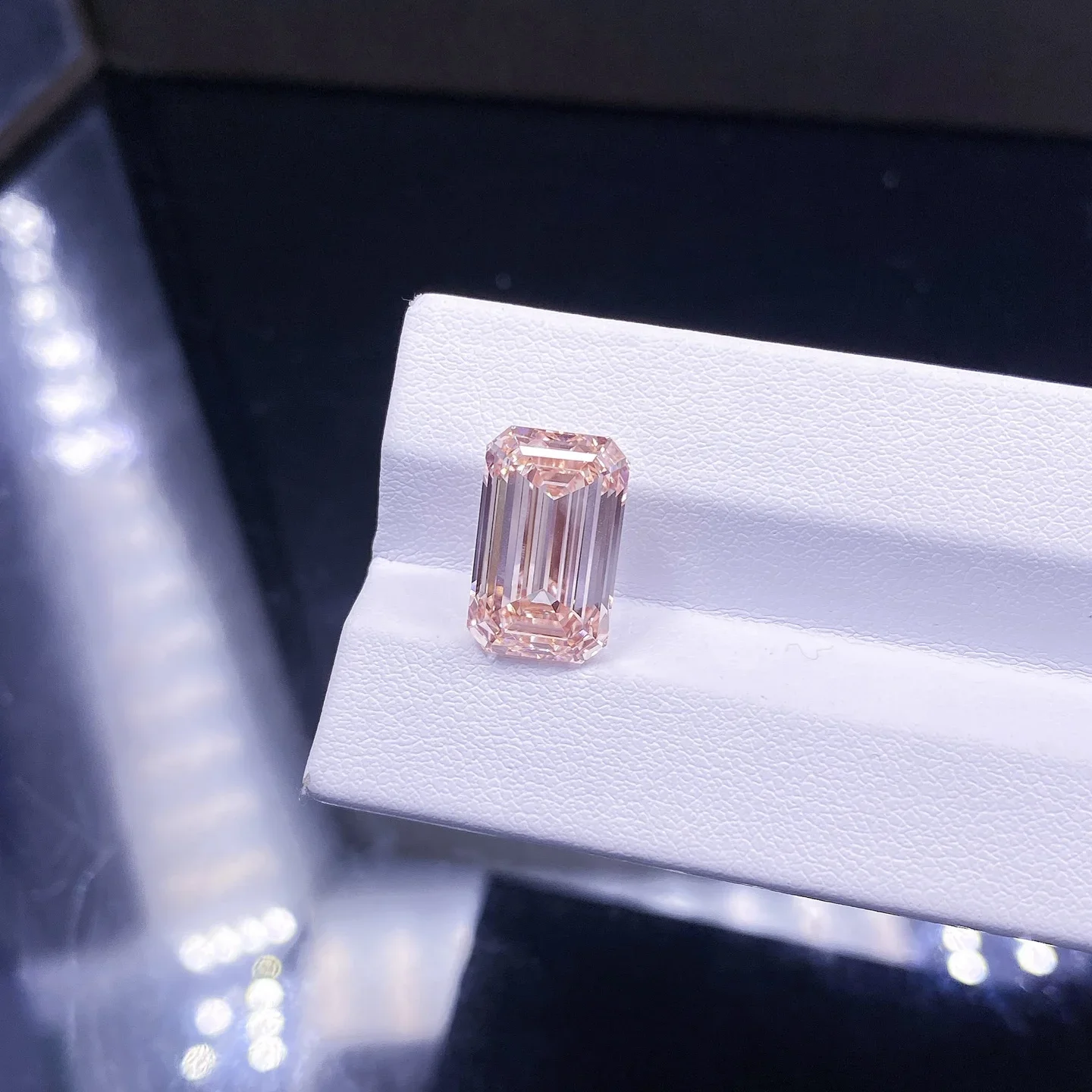 NASIA 8.1CT Intense Pink lab grown diamond With IGI Certificate Emerald Shape cvd Diamonds for Women Wholesale Jewelry 2026