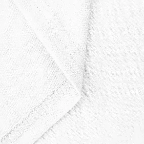 Camiseta inspirada en anime: algodón premium, transpirable y flexible |   Elegante camiseta con cuello redondo |   ¡Camiseta perfecta para cualquier ocasión!