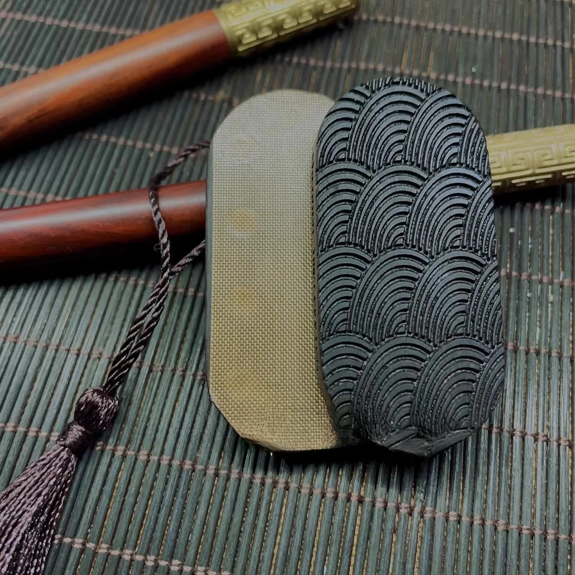 

SNYXEDC Фиолетовый сандал из массива дерева Бесконечное положение Магнитная механическая декомпрессионная игрушка для пальцев