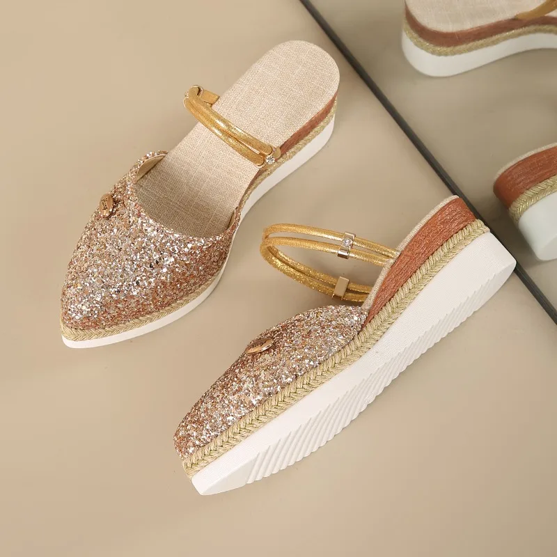 

Новые женские летние сандалии и шлепанцы на танкетке Bread Head Niche Casual