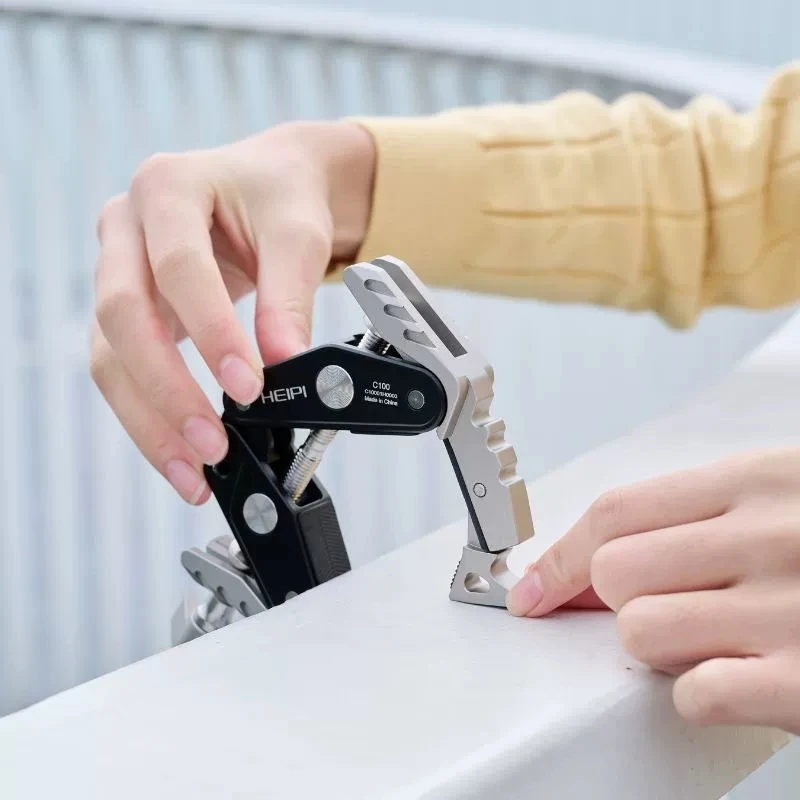 

Монитор с креплением для камеры Super Clamp 360° ° Адаптер Magic Arm с шаровой головкой и 1/4"-20 3/8" для зеркальной камеры Canon Nikon/Gopro/Lights