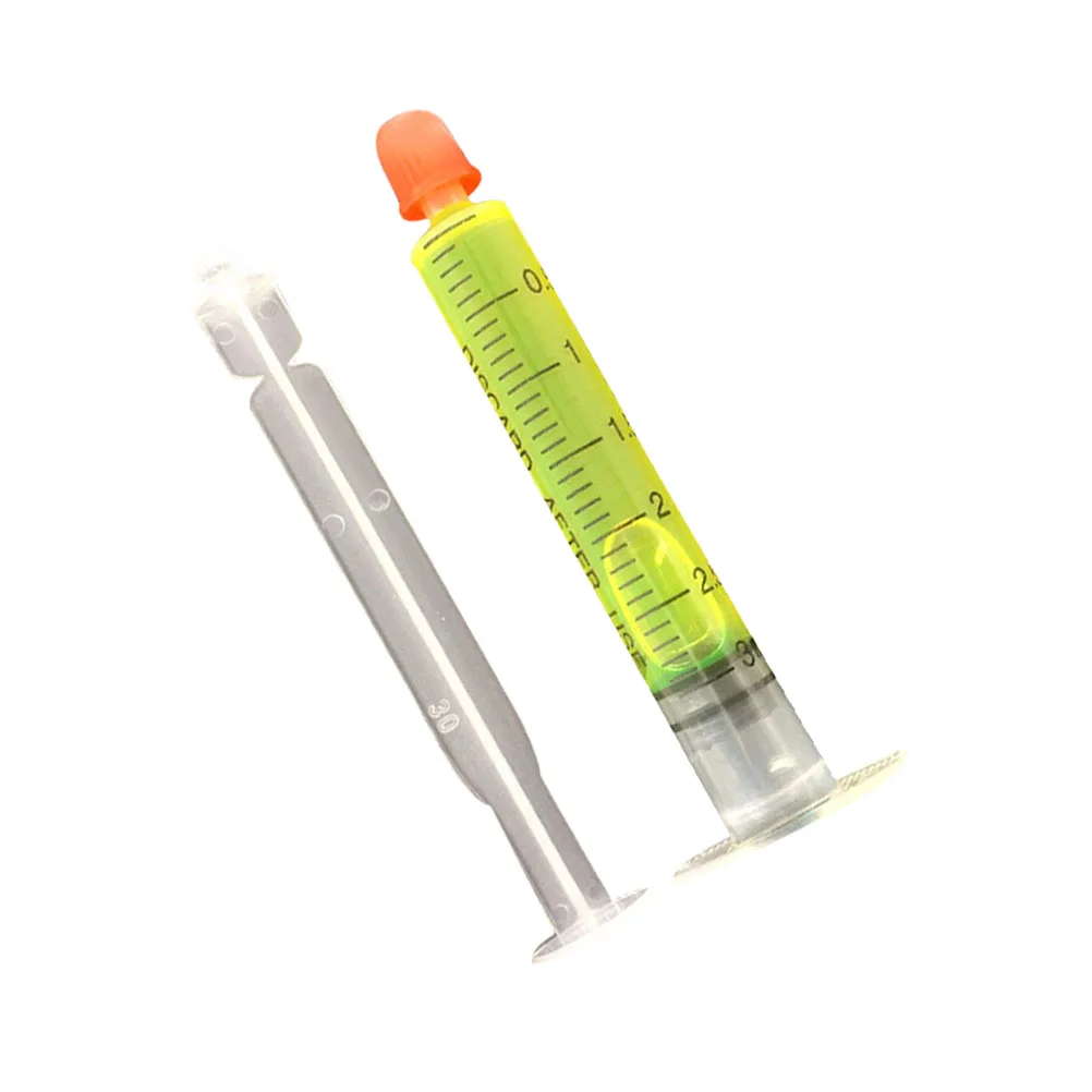 

2Pcs Fluorescent Oil for Air Conditioning Leak Discovery Dye Refrigerant Use Environmental Protection