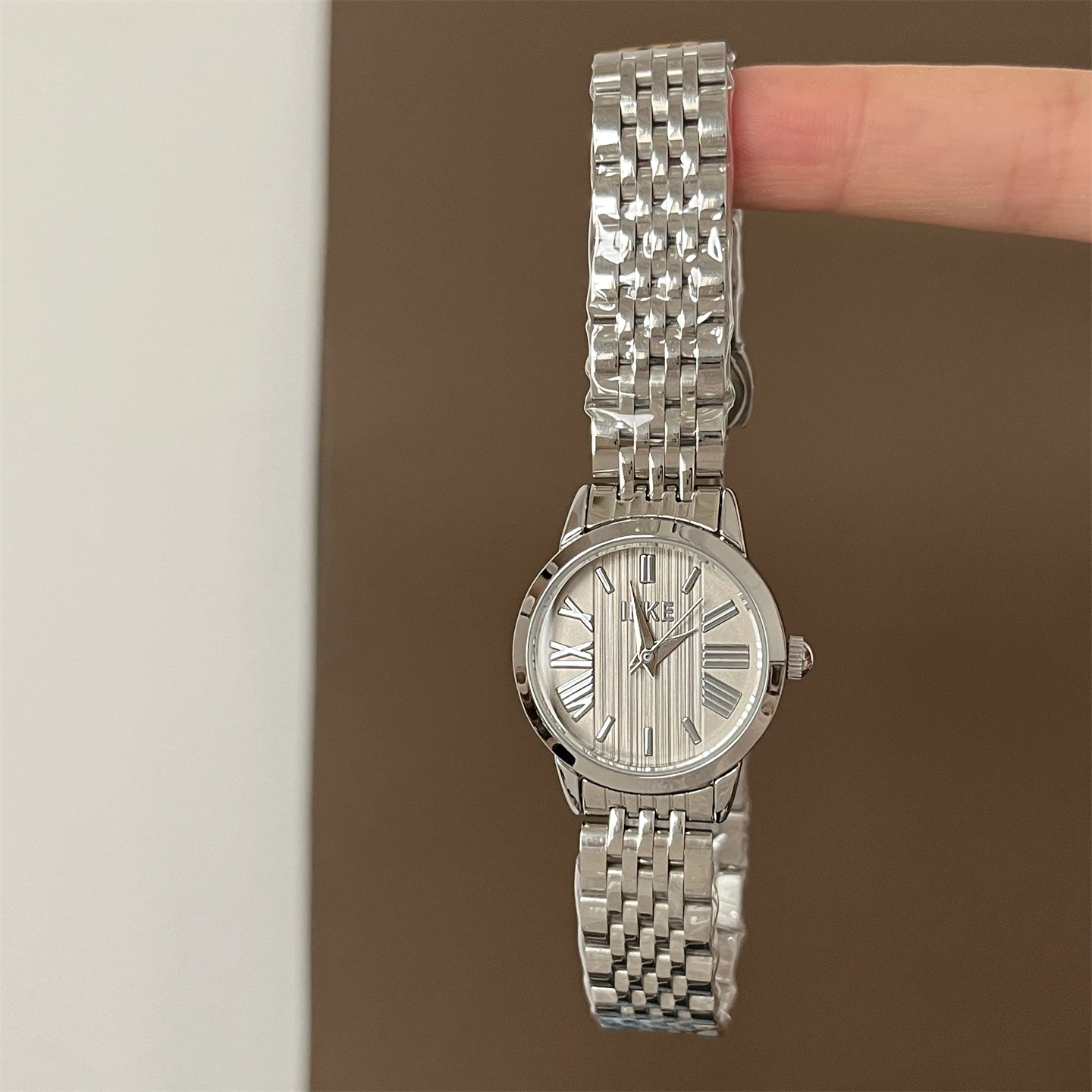 

Round Steel Band Women'S Watch, Classic And Versatile Minimalist Design, Quartz Wristwatch, Fashionable Quartz Watch.