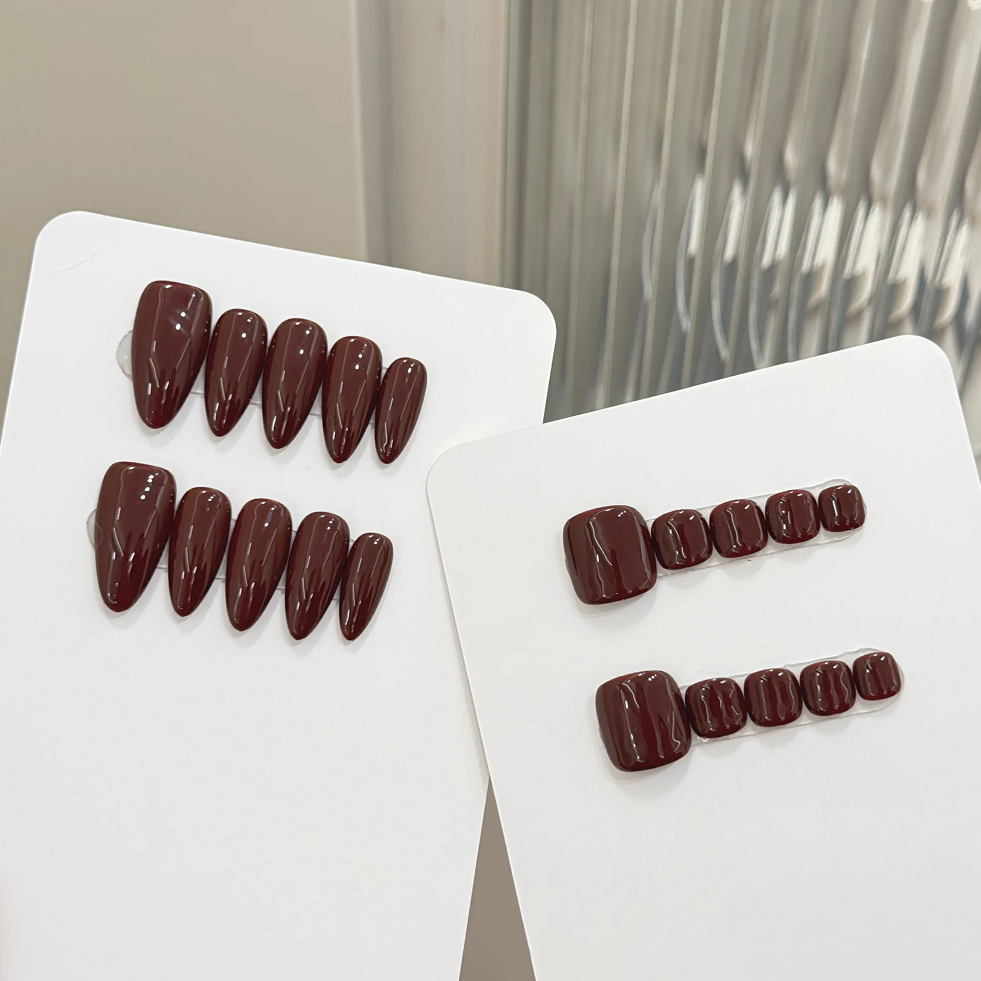 10pcs Handmade Press on Nails Simple Solid Color Almond Fake Nails Full Cover Wearable Lady Summer Brown False Toenails Set