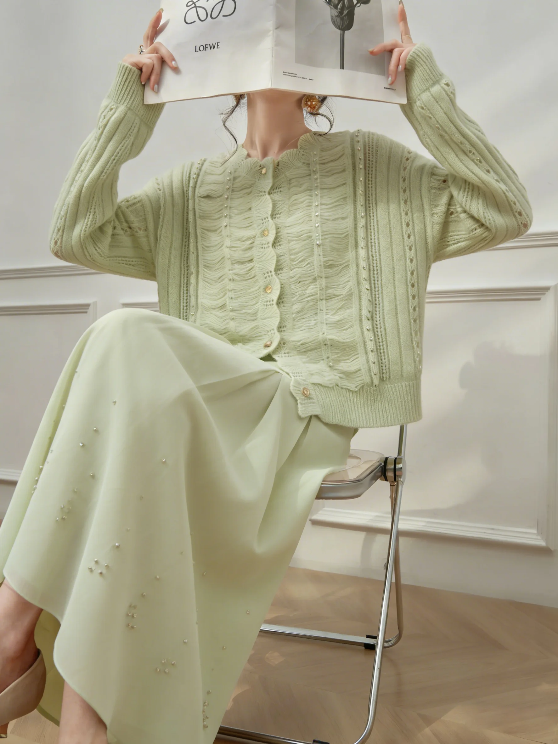 

Green Pearl Hollow out Knitted Cardigan Top And Pleated Skirt Set Women's Fashion Spring Collection Loose Fit Casual Wear