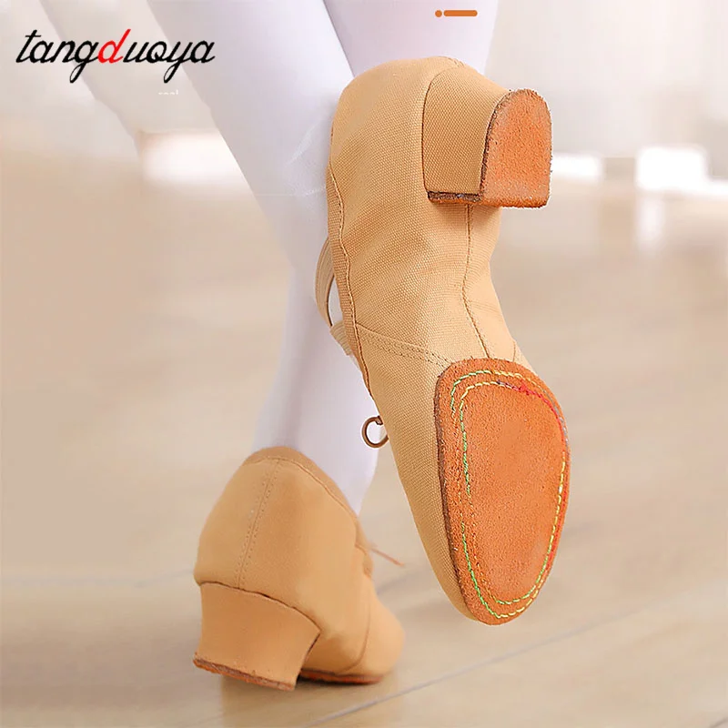 

Женские танцевальные туфли для девочек: балетные, джазовые, для сальсы, с мягкой подошвой, на низком каблуке, танцевальные слипоны, латинские кроссовки для тренировок