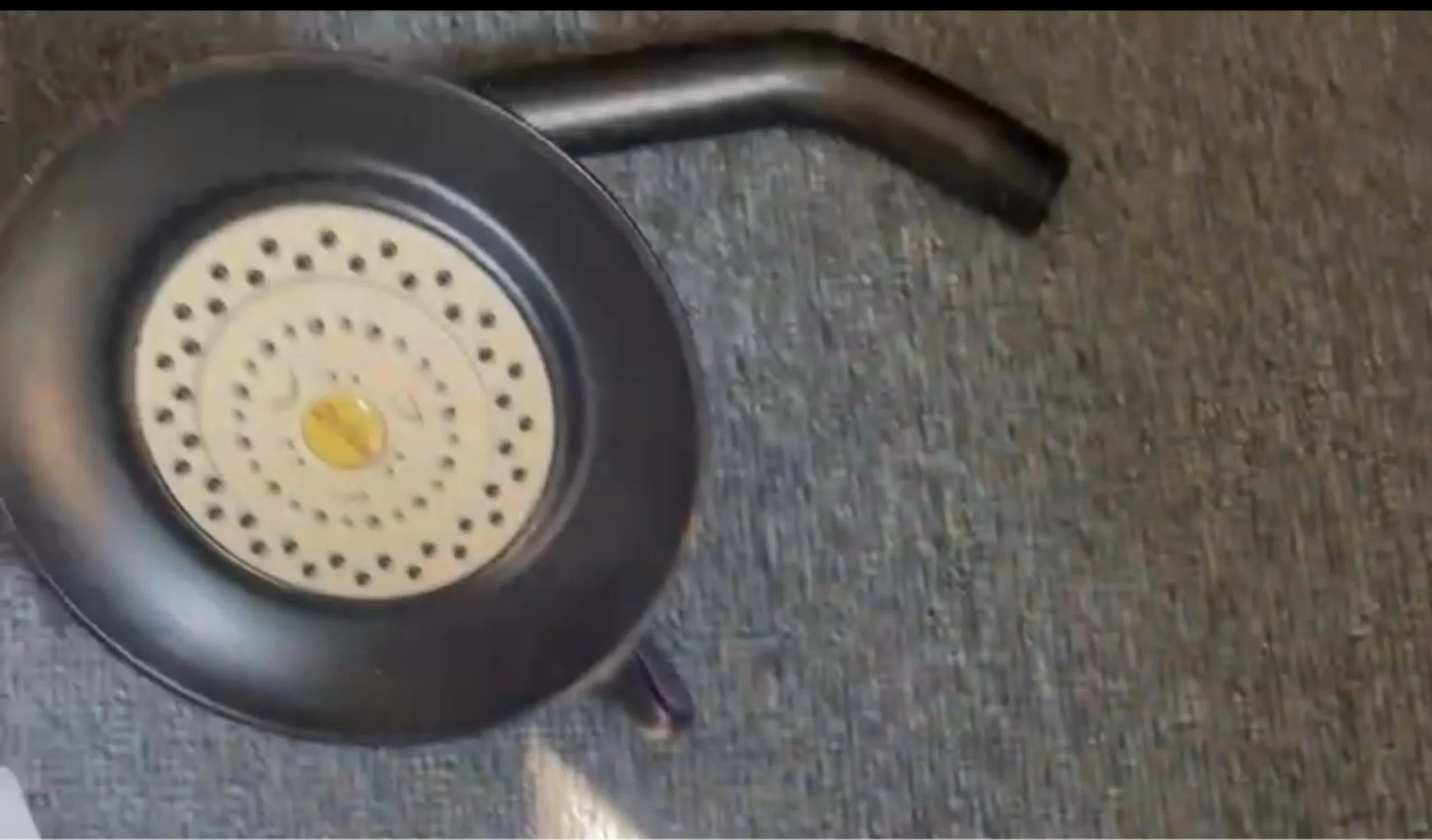 

Высококачественный прочный сменный шланг и аксессуары, совместимые с деталями Delta для смесителя и душа для повышенной долговечности